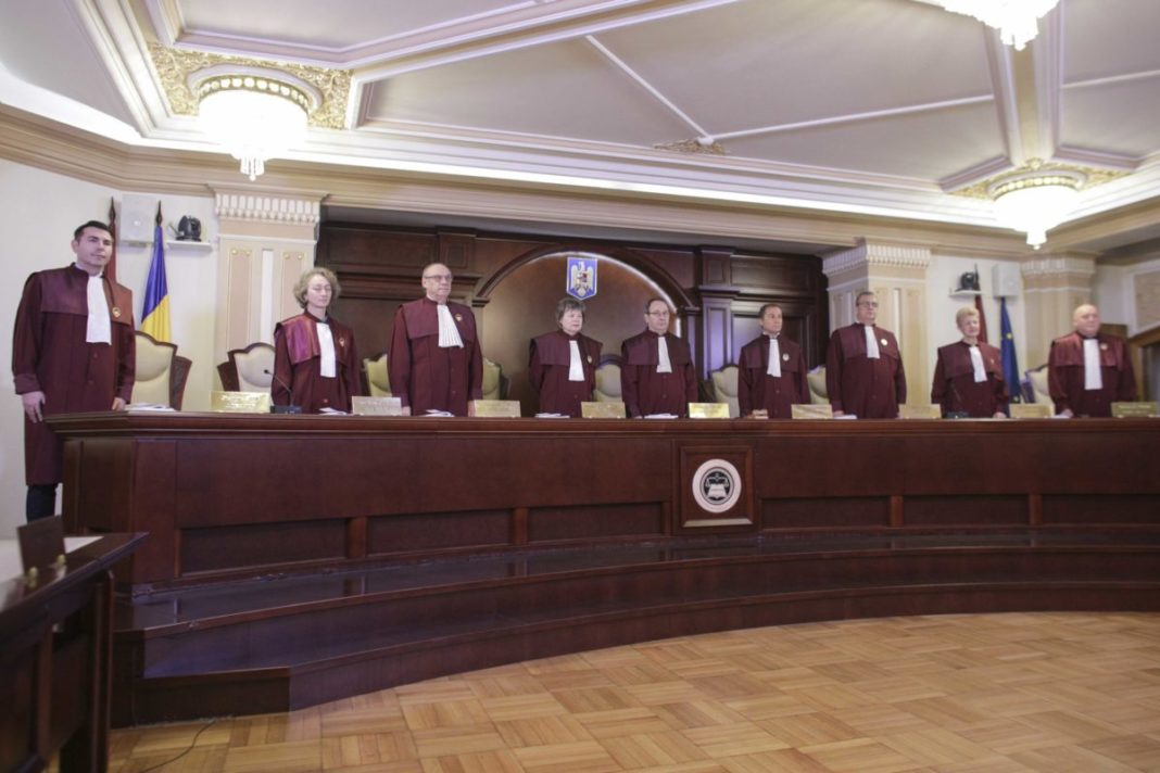 CCR a decis că deciziile în dosarele penale nu mai pot fi pronunţate fără motivare