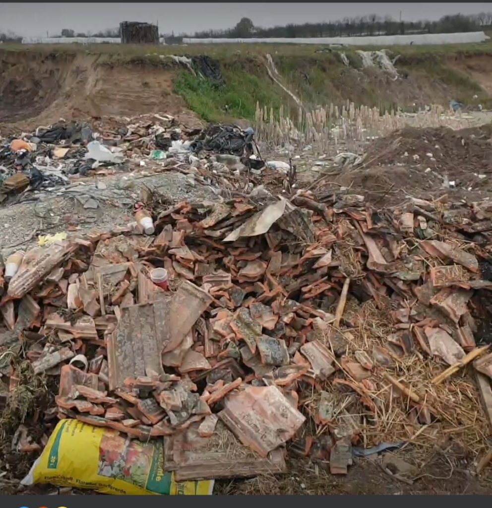 (VIDEO): Şeful Gărzii de Mediu din România, şocat de gunoaiele din Dolj