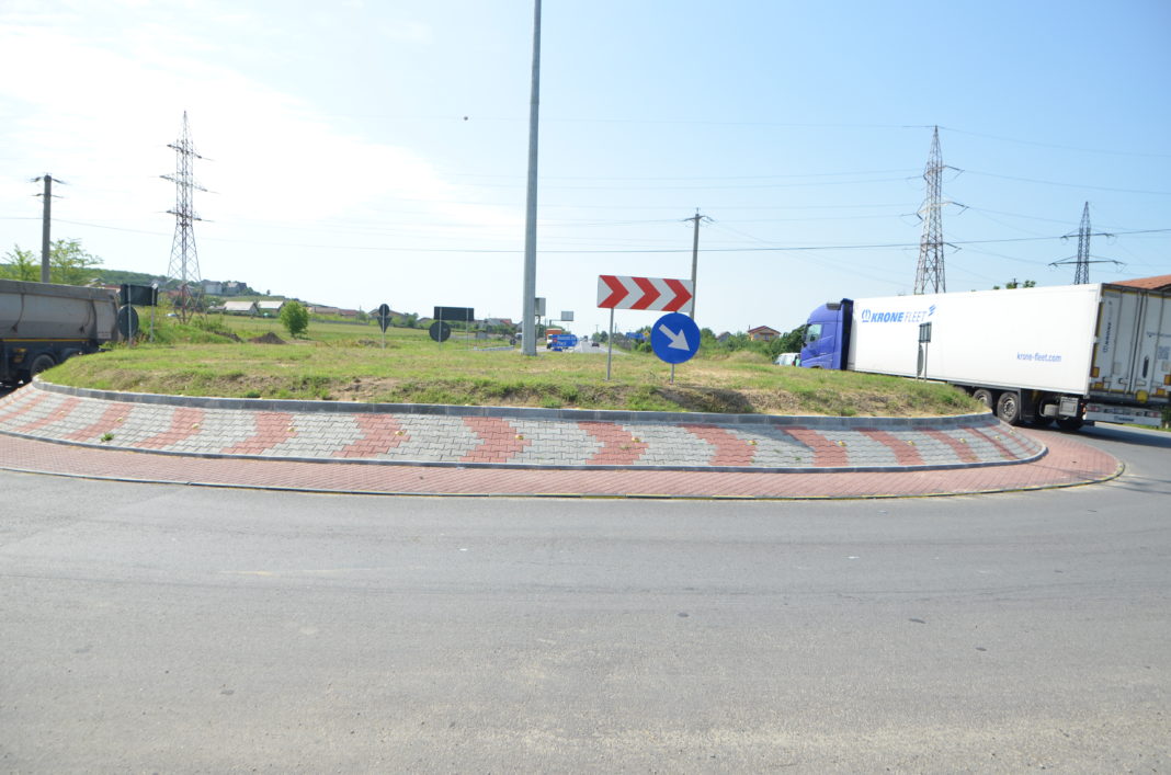 DRDP Craiova vrea să amplaseze mai multe sensuri giratorii din beton în intersecţiile de pe drumurile naţionale pe care le administrează