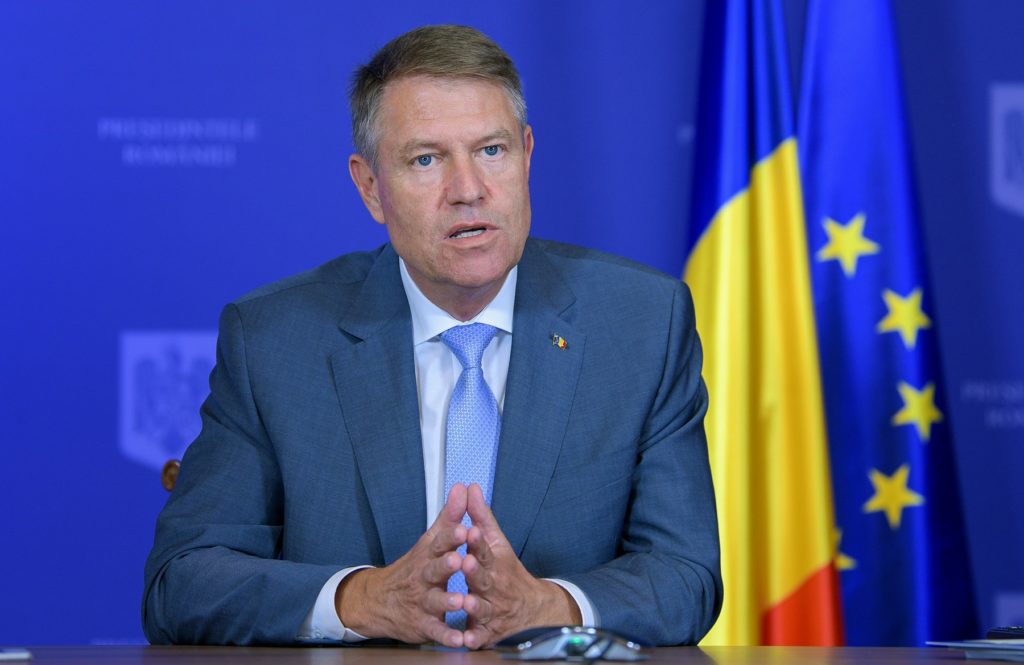 VIDEO / Iohannis, de Paște: Cu răbdare și tărie sufletească vom depăși această teribilă perioadă și ne vom recăpăta normalitatea