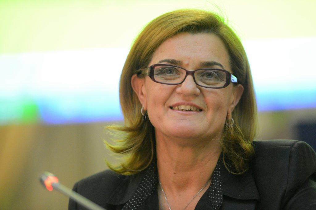 Elisabeta Lipă, înainte de CE: „Să ne luăm medaliile şi să venim acasă“
