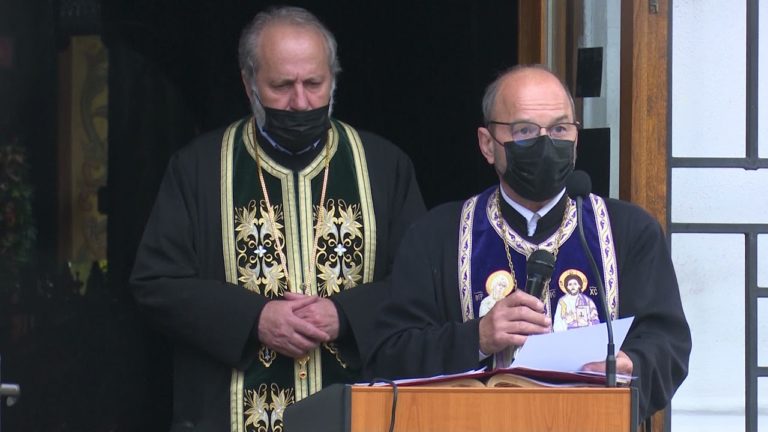 Biserica ,,Toți Sfinții” din Craiova, prima biserică din țară cu steag ridicat în curte