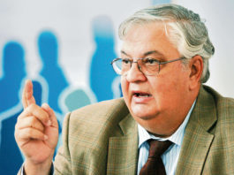 Profesor universitar doctor Mircea Coșea
