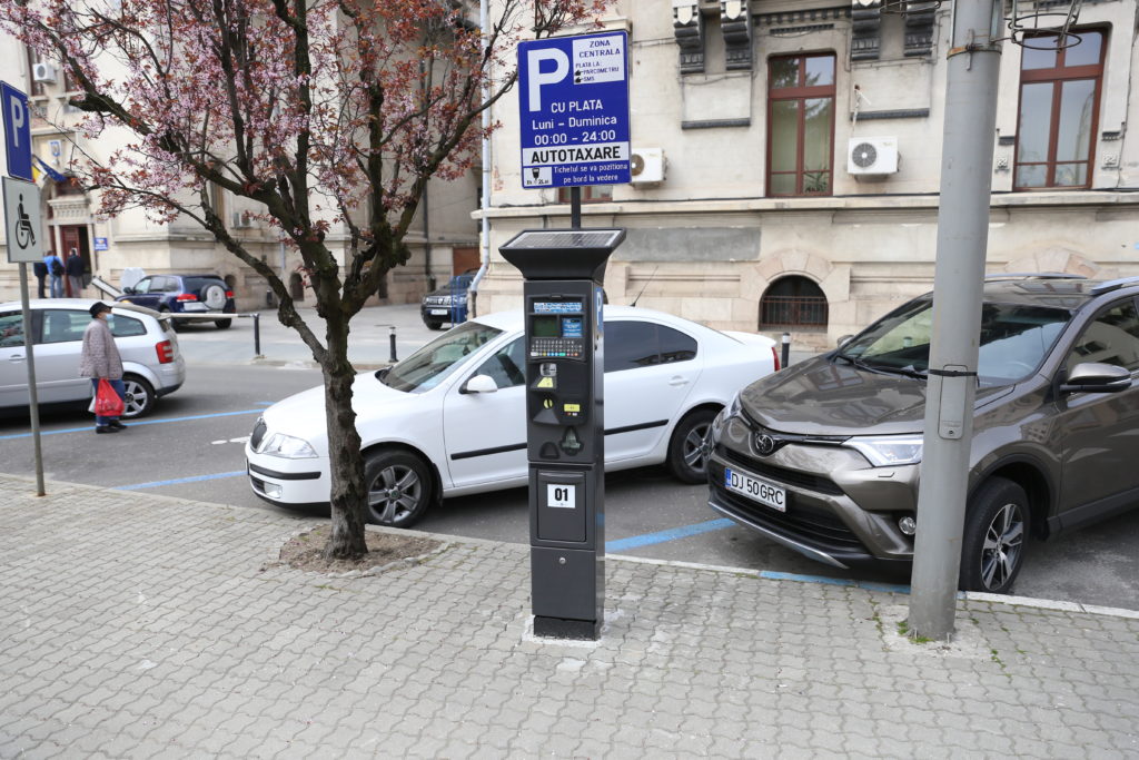 Mentenanţă pe ultima sută de metri, la parcometrele din Craiova