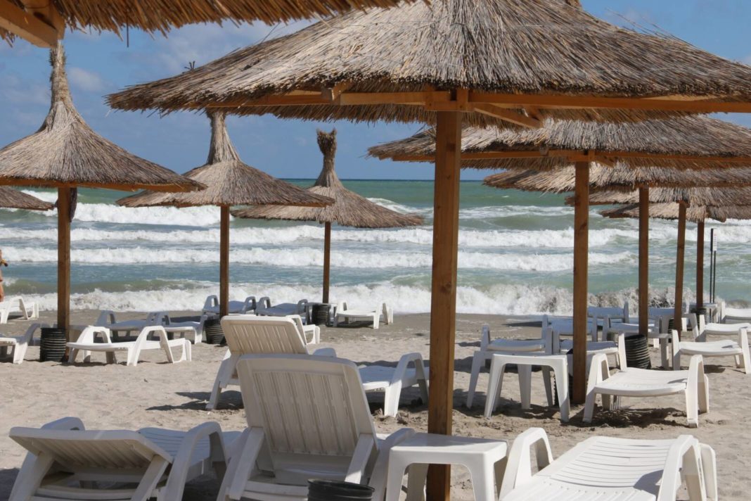 Câteva sute de turişti sunt aşteptaţi pe litoral de Paşte, în timp ce de 1 Mai numărul acestora va fi de peste 30.000