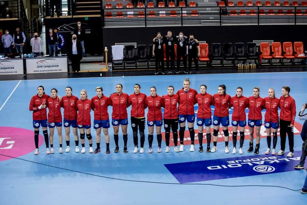 Mergem, din nou, la Mondiale! România a spulberat Macedonia şi la Skopje