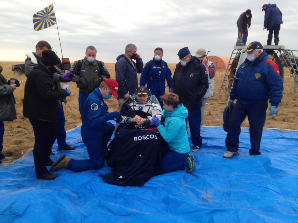 VIDEO: Trei astronauţi s-au întors din misiunea de pe Staţia Spaţială Internaţională