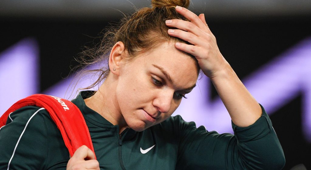 Încă o retragere şi e bună de plată! Simona Halep riscă amenzi de la WTA