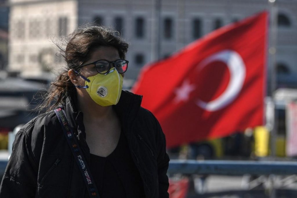 Turcia va intra, de joi, într-un lockdown de 17 zile
