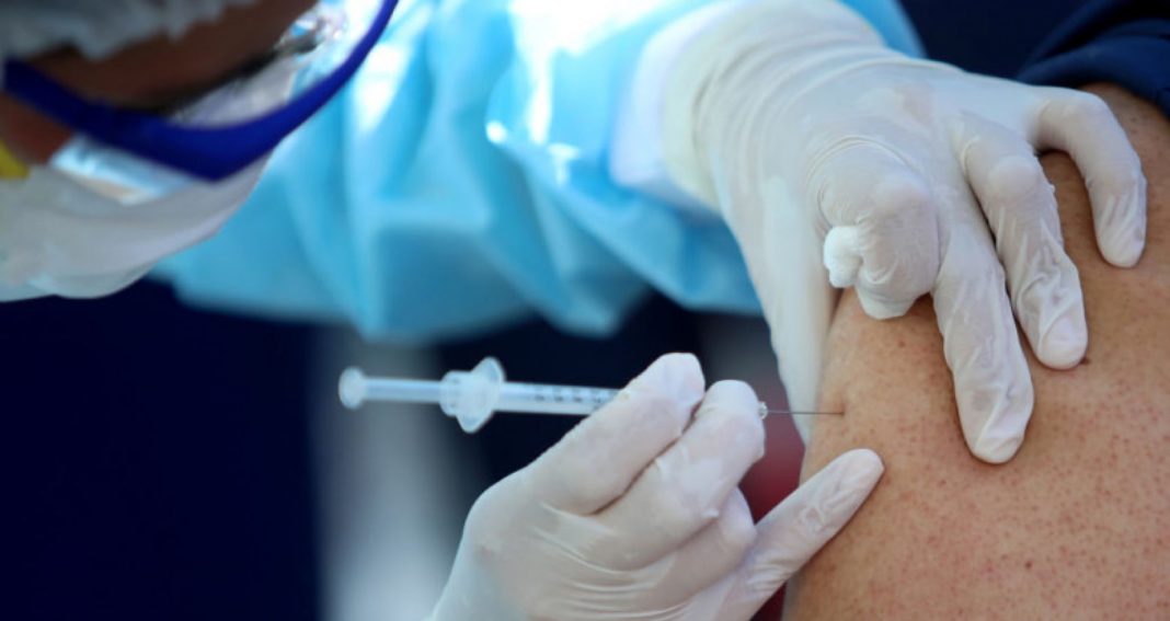 Aproape 13.000 de persoane s-au vaccinat anti-Covid în ultima zi