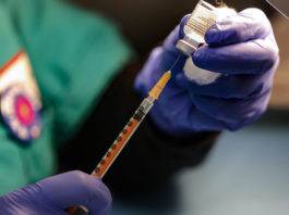Cadrele medicale și farmaciștii din Italia vor fi obligați să se vaccineze anti-Covid