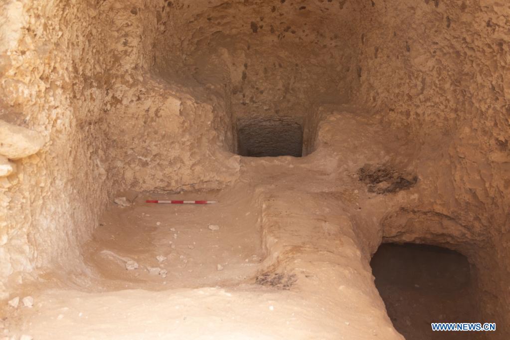 Arheologii egipteni au scos la iveală circa 250 de morminte vechi