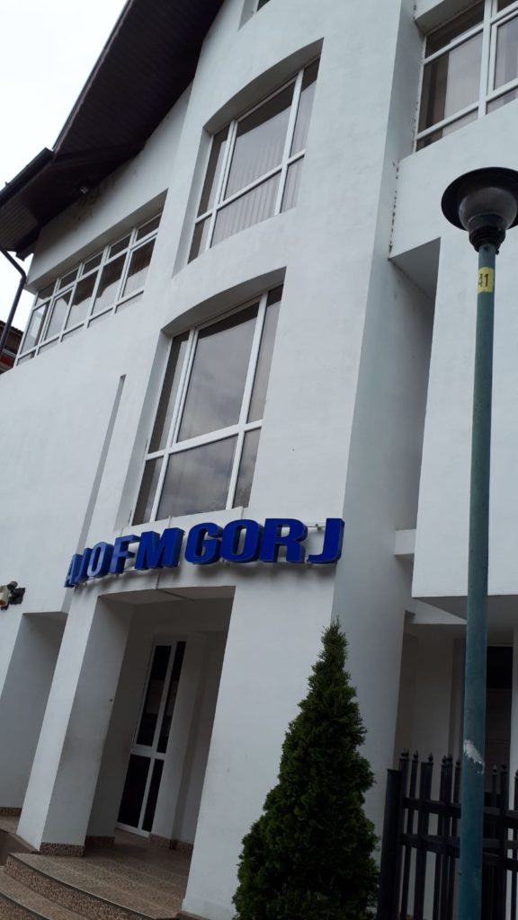 AJOFM Gorj îi invită pe tineri să se înregistreze ca șomeri