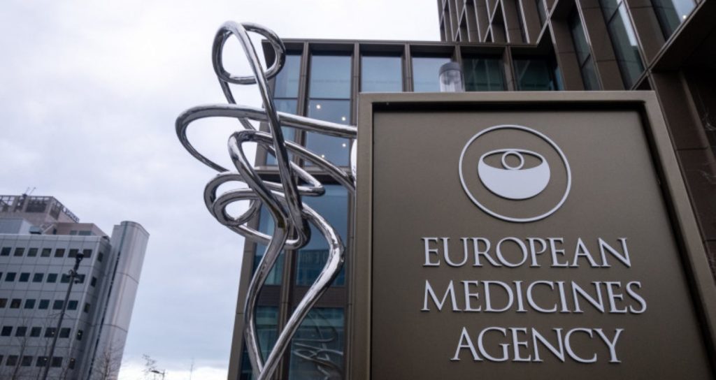Raportările cu privire la noi efecte adverse ale vaccinurilor anti-Covid, analizate de EMA