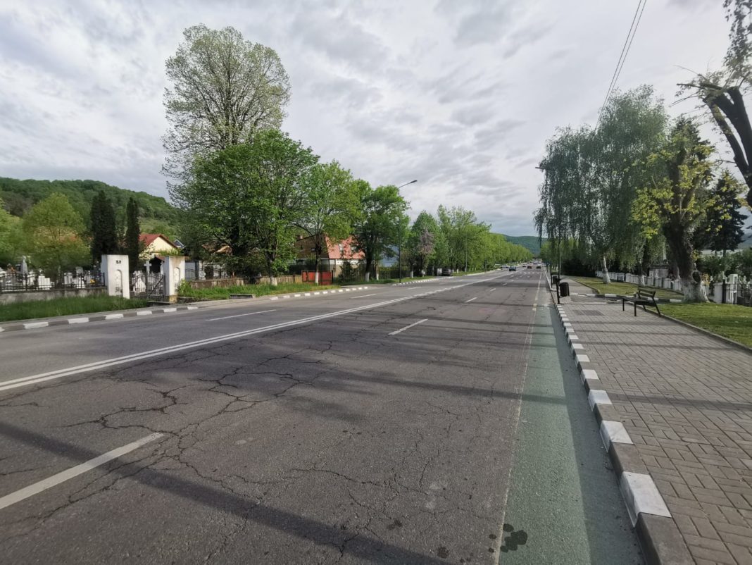 Se reia programul de reparaţii la arterele de circulaţie din Râmnic cu lucrări pe Calea lui Traian Nord