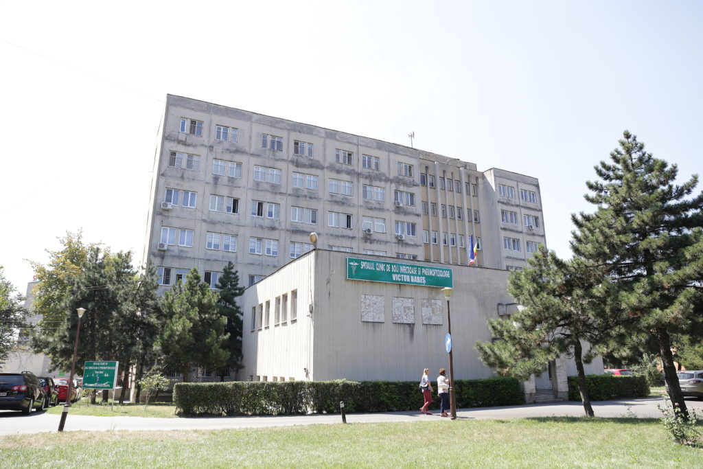 Valul Delta face prăpăd: Paturile ATI din Dolj, ocupate. Se va extinde secţia de la Infecţioase