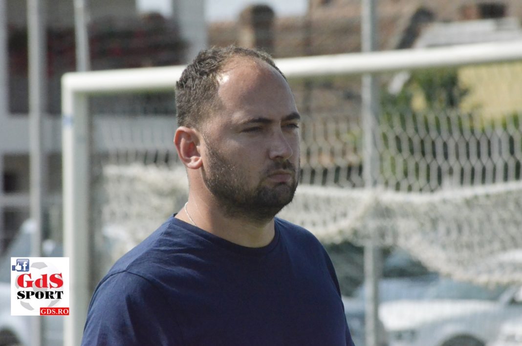 Mario Găman este mulţumit de realizările echipei CSO Filiaşi din acest sezon (Foto: Alex Vîrtosu)