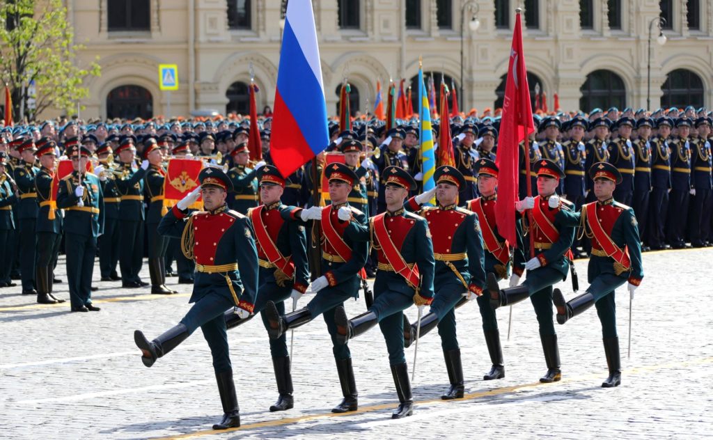Putin, de Ziua Victoriei: Rusia își va apăra cu fermitate interesele