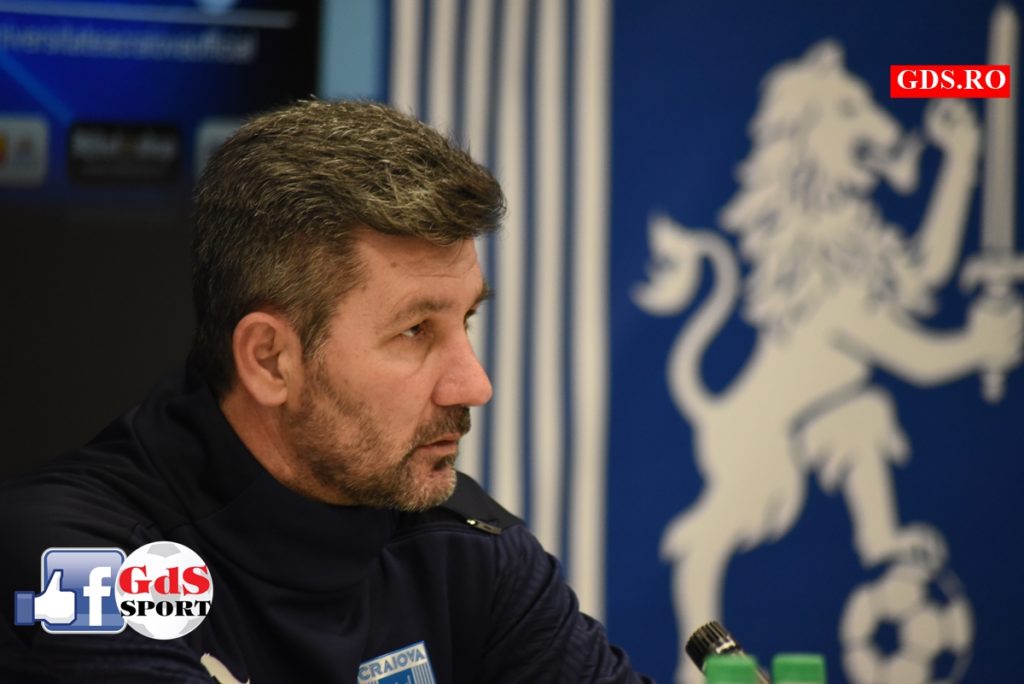 Marinos Ouzounidis: „De ce mă întrebați dacă rămân? Mai am contract!“