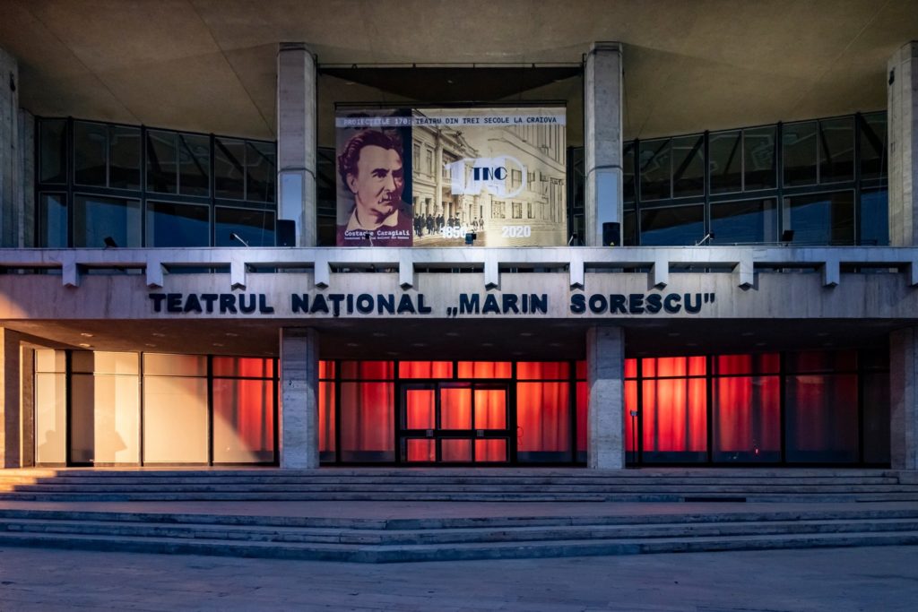 Luna premierelor la Teatrul Național din Craiova