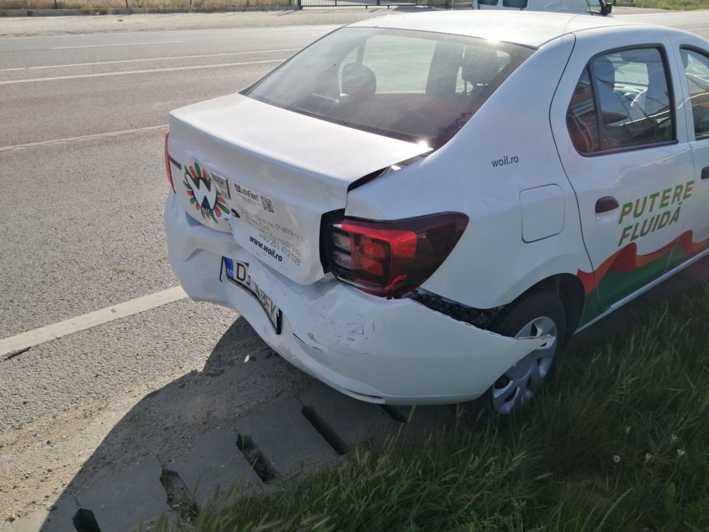 Accident între patru autoturisme, în comuna Malu Mare