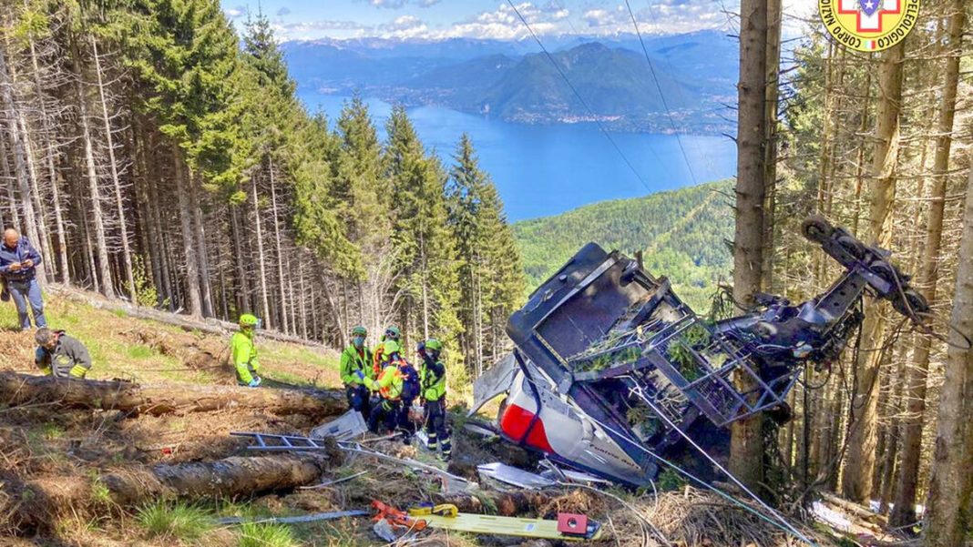 Singurul supraviețuitor al accidentului de teleferic din Italia s-a trezit din comă