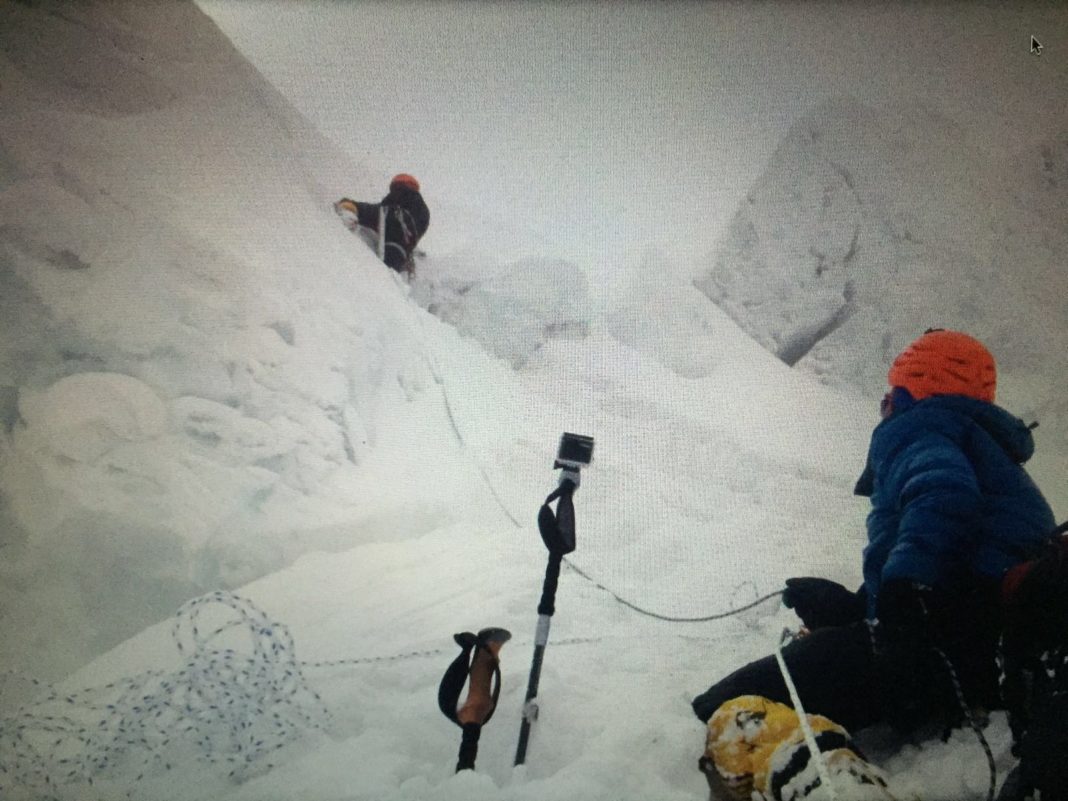 Alpinistul român Horia Colibăşanu, surprins de o avalanşă în Himalaya