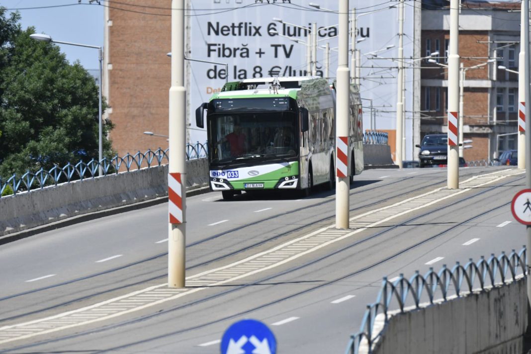 Autobuzele electrice cam reci în interior