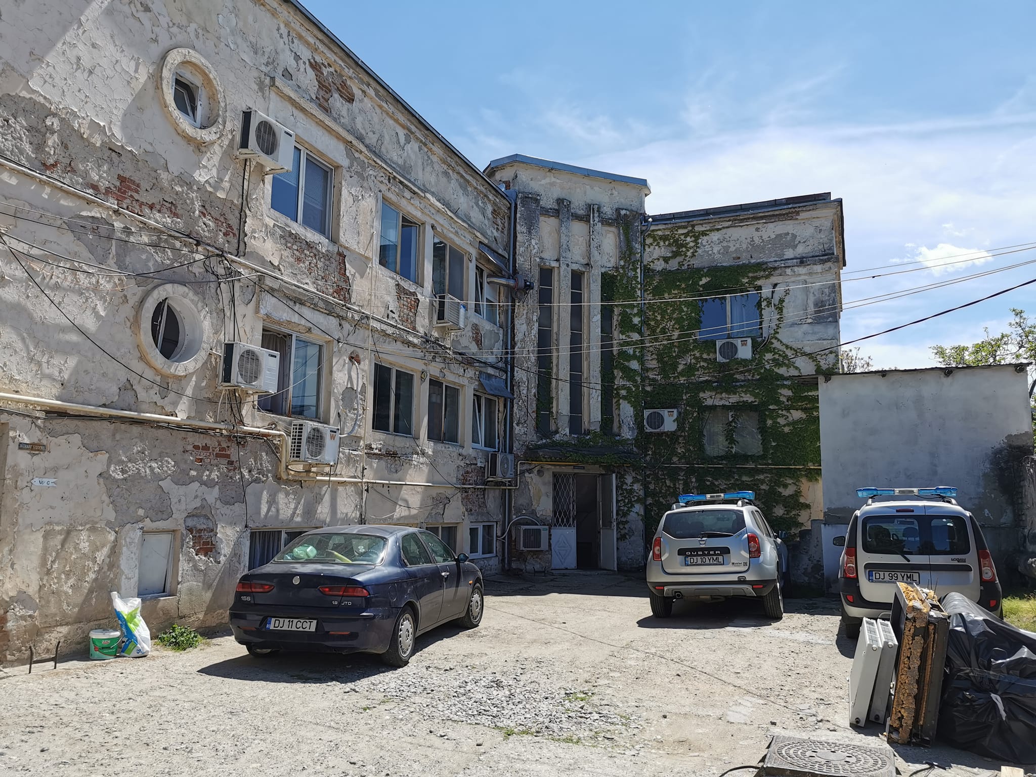 Clădirile Institutului de Medicină Legală din Craiova au intrat de o lună în reabilitare