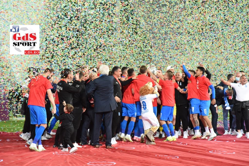 Cupa României / Universitatea Craiova şi-a adjudecat trofeul şi şi-a albit suporterii