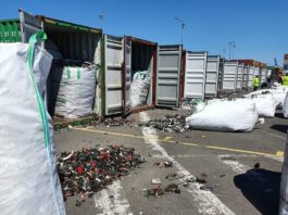 15 containere cu deşeuri din Germania, descoperite în Portul Constanţa