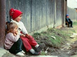 Turcan: Unu din trei copii are cel puţin un părinte la muncă în străinătate
