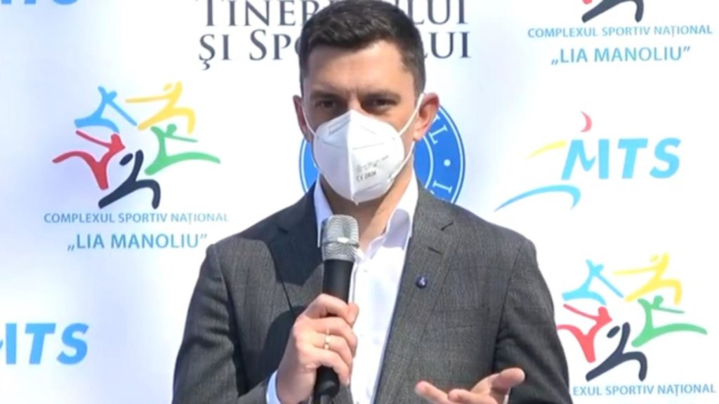 Stadioanele, deschise în procent de 25% pentru spectatorii vaccinaţi sau testaţi negativ