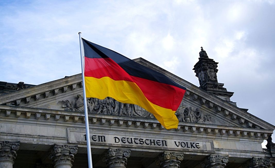 Germania relaxează regulile de carantină pentru călători