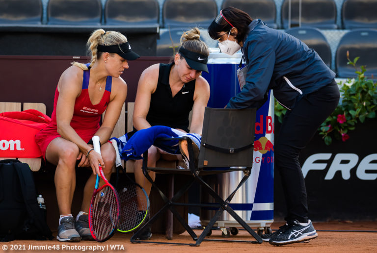 Verdict nefast: ruptură musculară! Simona poate rata turneul de la Roland Garros