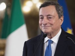 Premierul Italiei a renunțat la cumularea salariului cu pensiile de lux