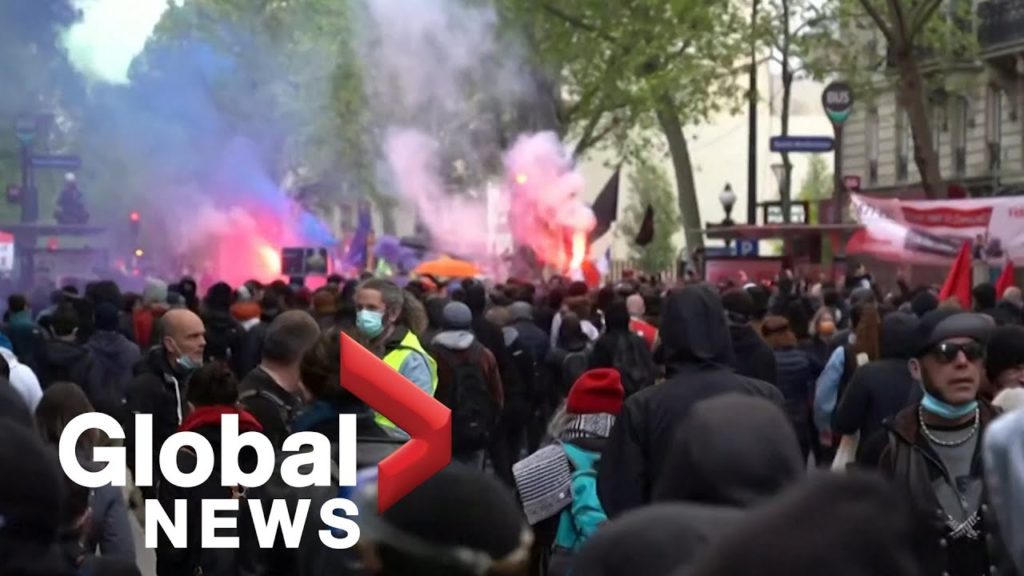 (VIDEO): Cel puţin 50 de poliţişti, răniţi la Berlin