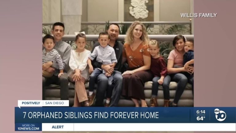 (VIDEO) Un cuplu cu cinci copii a adopat 7 frați orfani