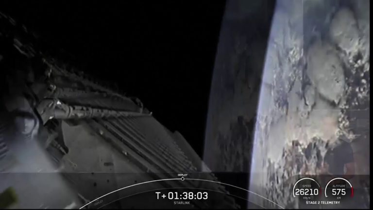(VIDEO) SpaceX a lansat un nou lot de 52 de sateliți pentru rețeaua sa de internet Starlink