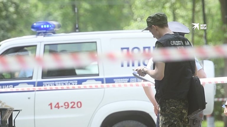 Trei bărbați, înjunghiaţi mortal într-un parc din oraşul rus Ekaterinburg