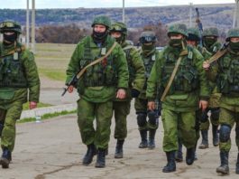 Rusia anunță că instalează noi trupe militare la granița cu Europa