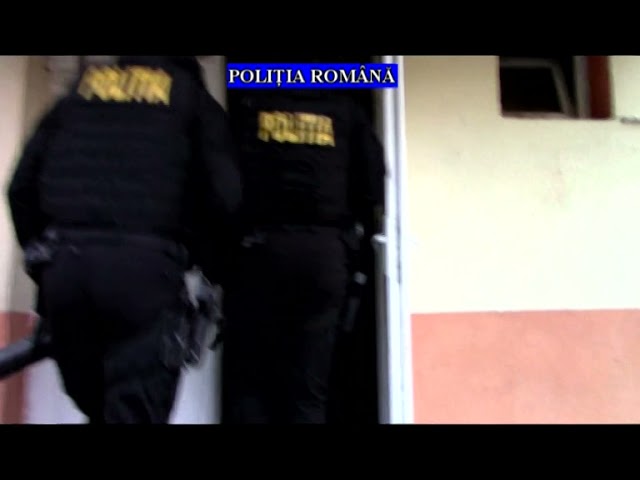 Percheziții în 15 județe la contrabandiștii de tutun