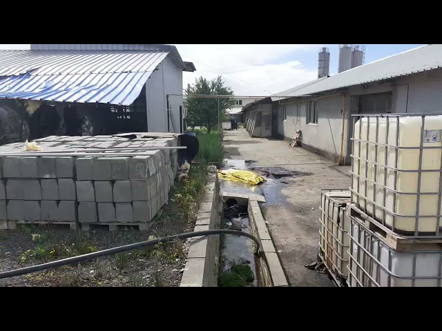 (VIDEO) Vâlcea: Doi morți în urma exploziei unui cazan cu substanțe bituminoase