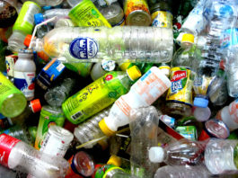 Ministerul Mediului vrea o garanție de 50 de bani pentru sticlele din plastic