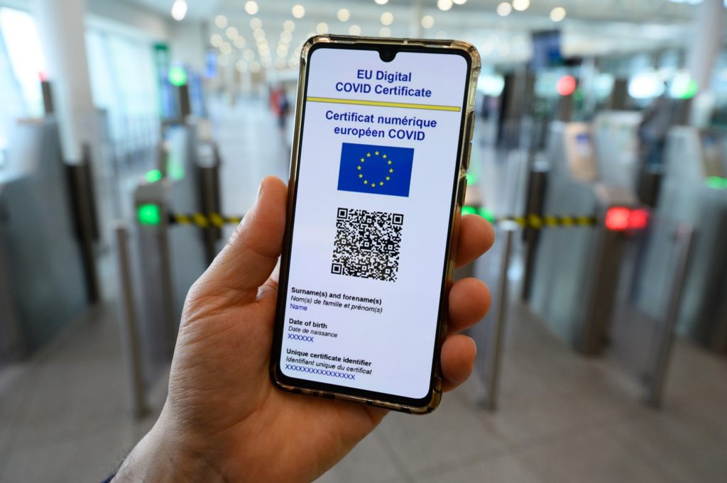 Peste un milion de persoane au primit deja certificatul digital privind Covid al UE