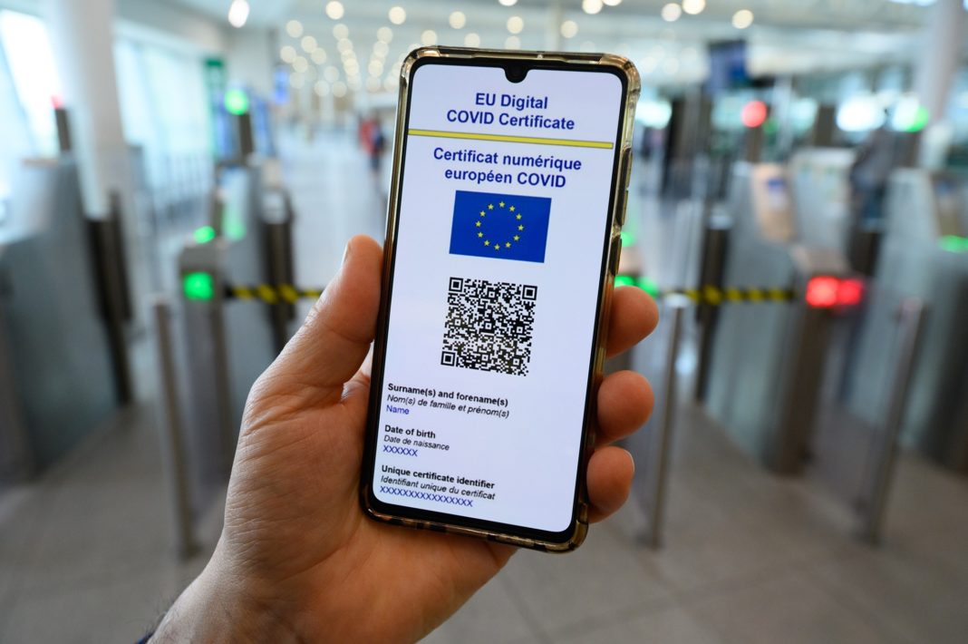 Peste un milion de persoane au primit deja certificatul digital privind Covid al UE