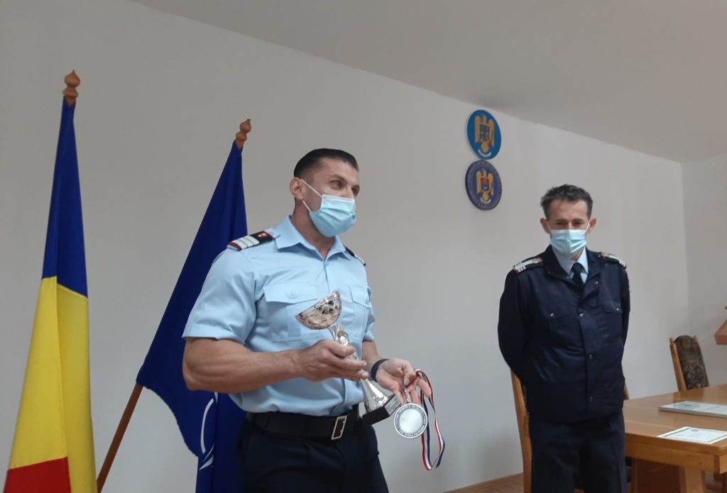 Un pompier mehedințean – vicecampion european la culturism