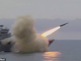 Rusia anunță că a deschis focul în Marea Neagră