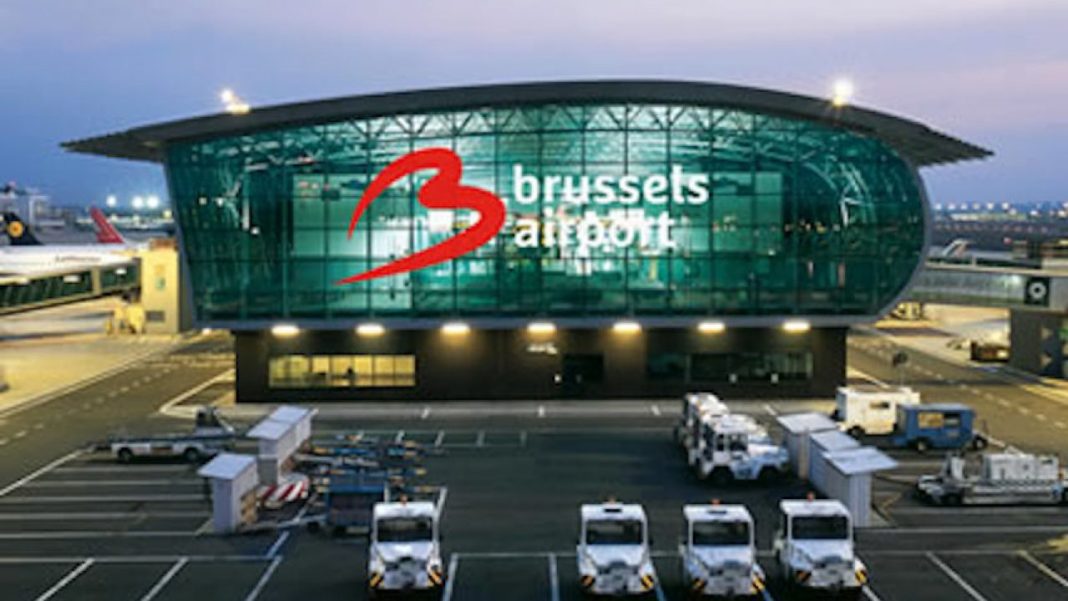 Condamnat la închisoare pentru că a folosit un test PCR falsificat pe aeroportul din Bruxelles