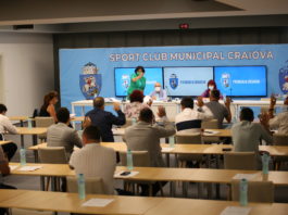 În şedinţa ordinară de joi a Consiliului Local Craiova a existat un singur proiect de hotărâre care a generat discuţii. Restul au fost votate la foc automat, în unanimitate.